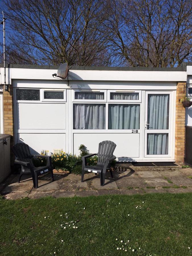 218 - 2 Bed Chalet, Belle Aire, Road, Hemsby, Nr29 Hemsby