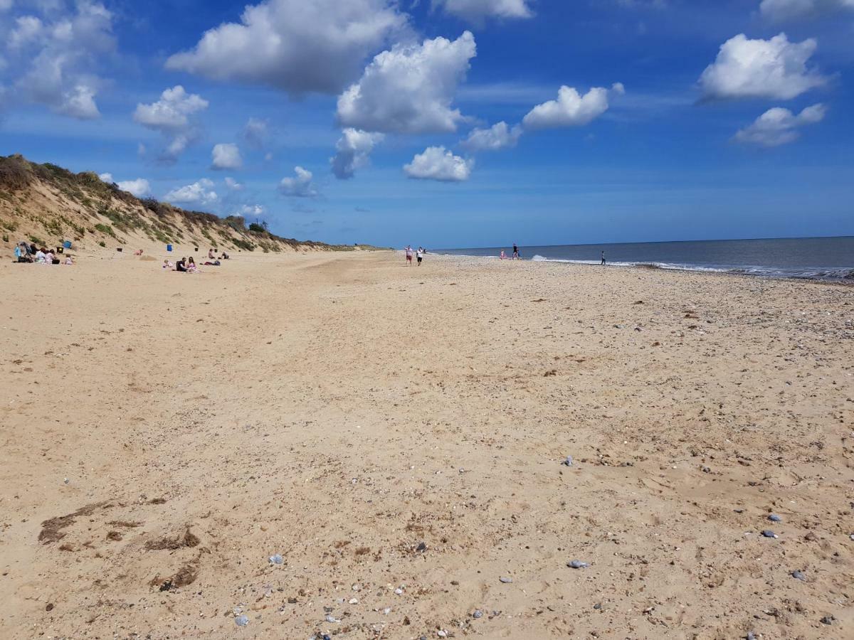 Apartment 218 - 2 Bed Chalet, Belle Aire, Road, Hemsby, Nr29 Hemsby