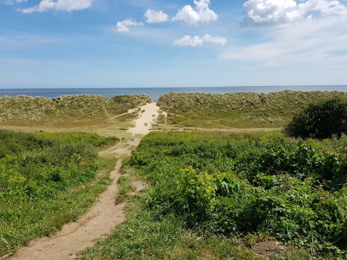 Apartment 218 - 2 Bed Chalet, Belle Aire, Road, Hemsby, Nr29